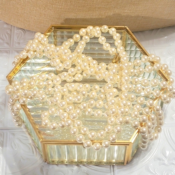Vintage Joan Rivers Ivory Glass Pearl Necklace - Picture 5 of 6